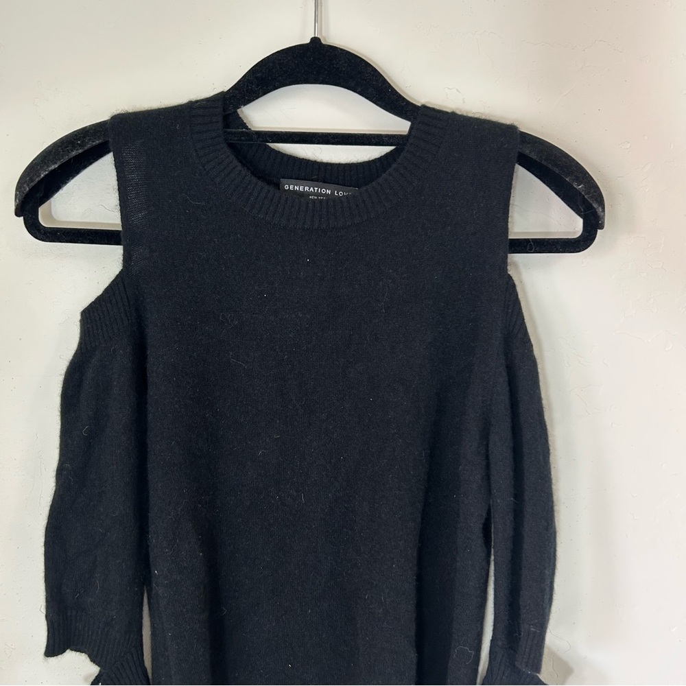 Generation Love cashmere Black cold shoulder sweater size XS - Picture 6 of 12